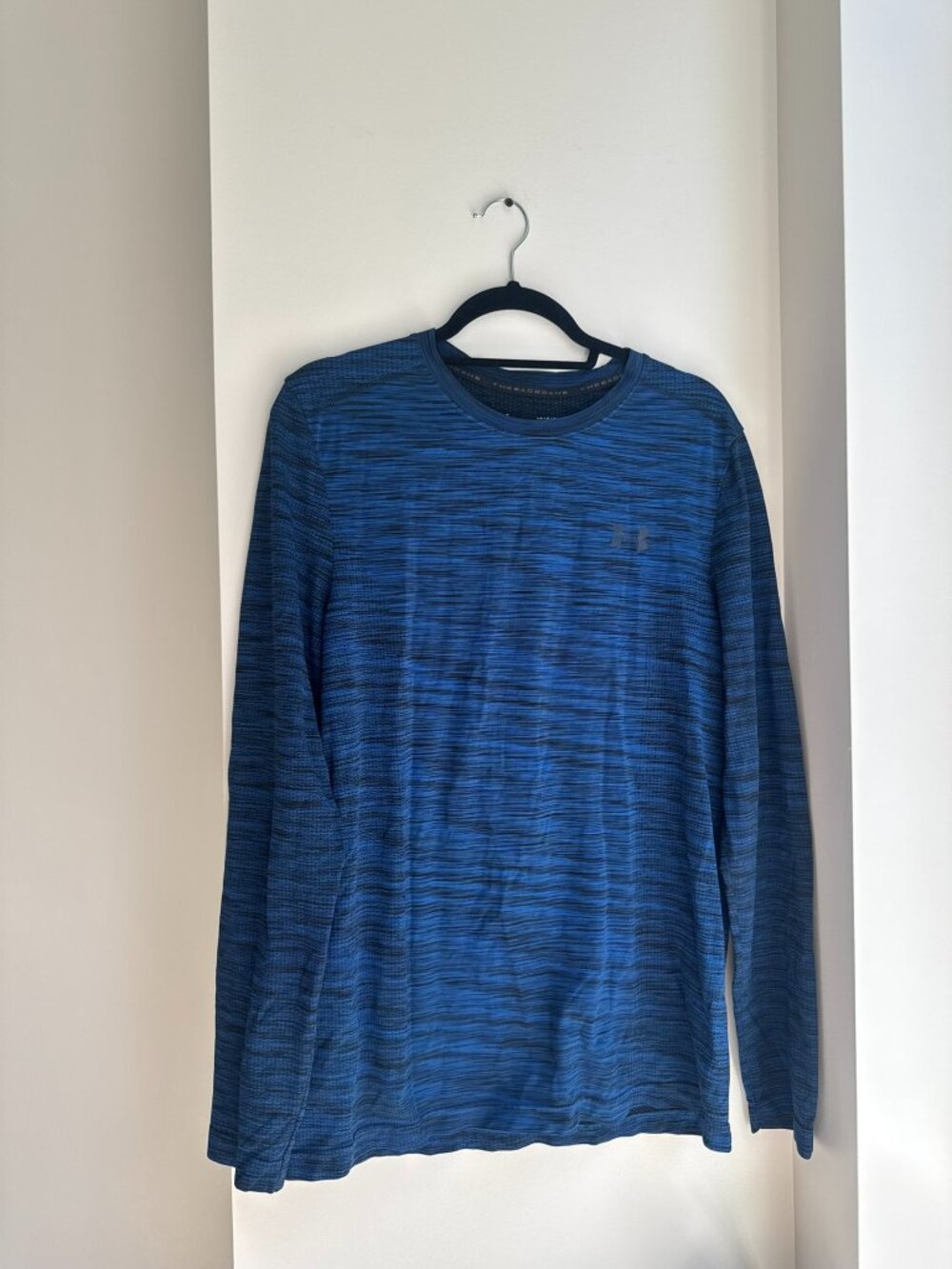 Men's Under Armour heatgear shirt